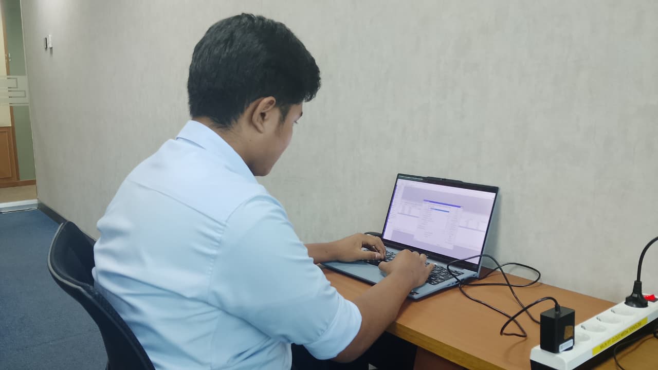 Mengerjakan Project Wireless Network